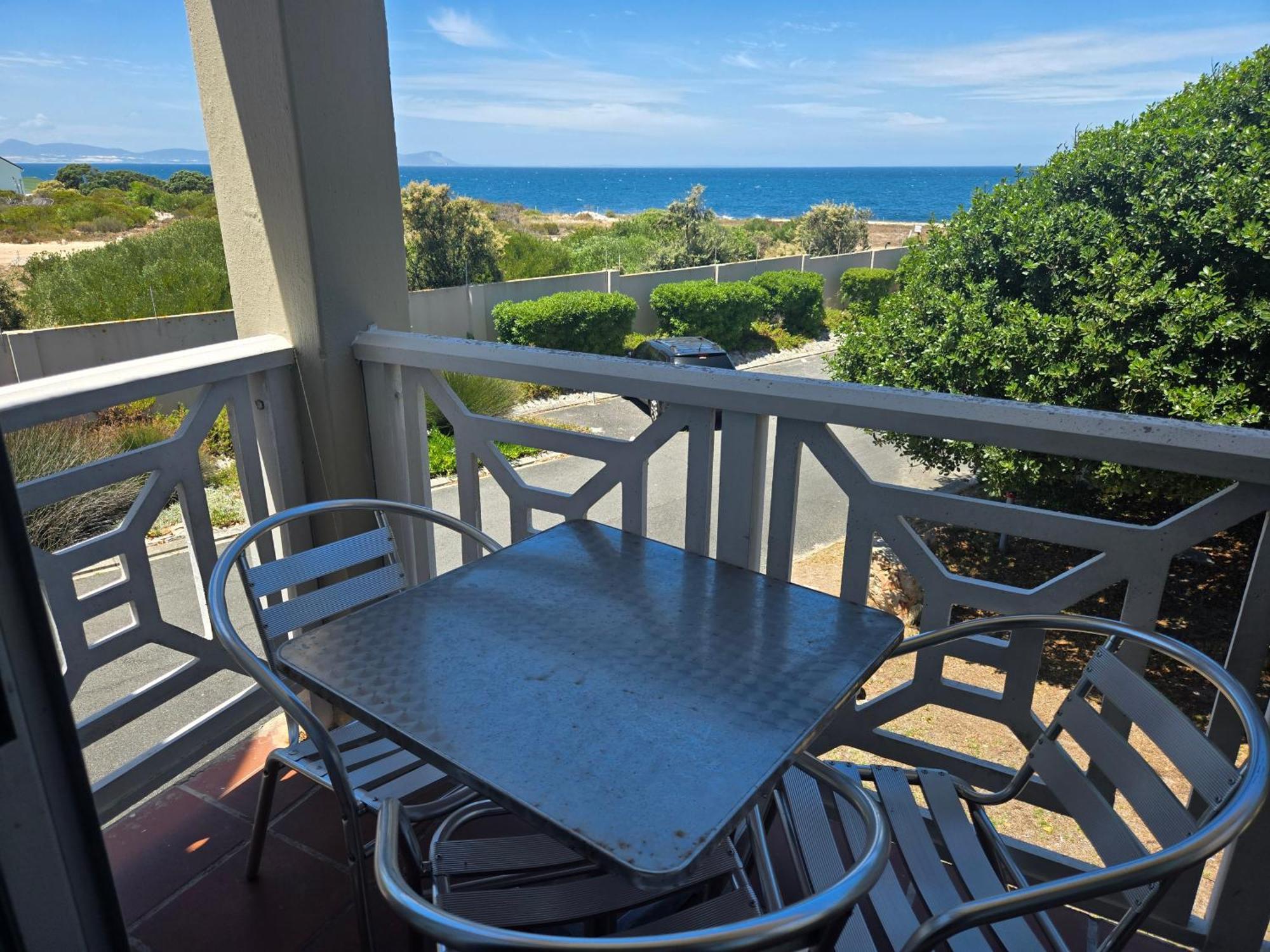 Hermanus Beach Club Zimmer foto